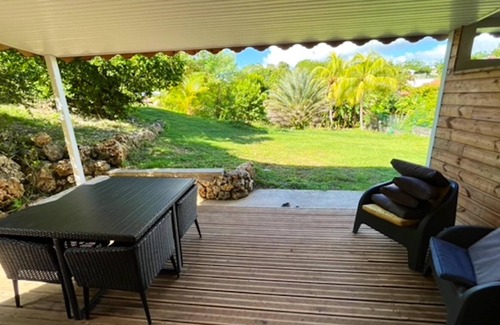 L'Houezel House | Homerez - Nice bungalow 1 km away from the beach for 2 ppl. with shared pool