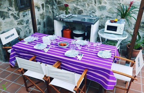 Riogordo House | Homerez - Pretty house for 4 pers. with swimming pool, terrace and balcony in Riogordo