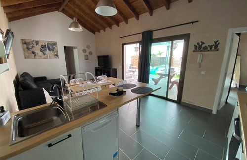 La Oliva Villa | Homerez - Spacious villa with sea and mountain views - El Roque