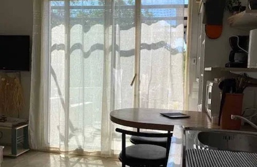 Aigues-Mortes Apartment | Homerez - Studio Aigues-Mortes
