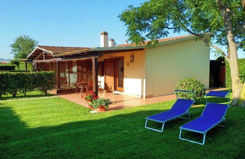 Pescia Romana Apartment | Homerez - Studio in Pescia Romana