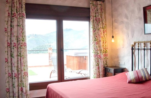 Canillas de Albaida Villa | Homerez - Villa 15 km away from the beach with shared pool, jacuzzi and sea view