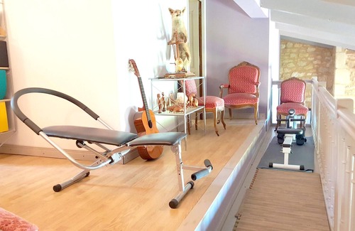Fumel Villa | Homerez - Villa for 6 ppl. with swimming-pool, garden and terrace at Fumel