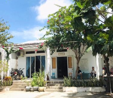 Cham Island House | Homestay Bai Huong Official