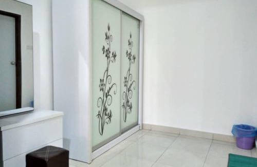 Batu Pahat House | HOMESTAY BATU PAHATKU- HOMESTAY IMAN