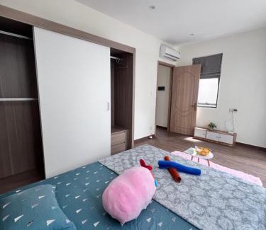 Long Hung House | Homestay Cọ Xanh 8 GenZ