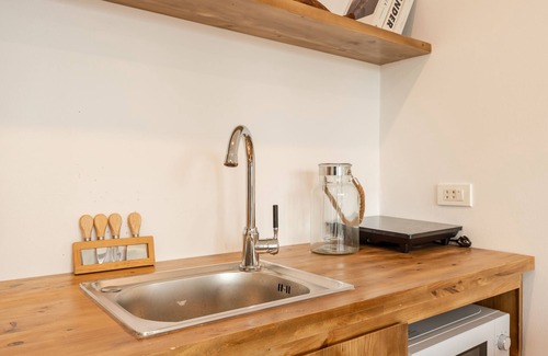 Old Quarter Apartment | Homestay CHẤT - Aurora Studio - Old Quarter of Hanoi