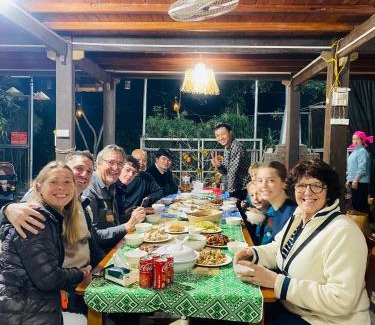Van Chan Bed & Breakfast | Homestay Chinh Bi