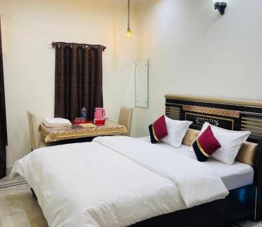 Amritsar House | Homestay Comforts 500m from Amritsar Airport