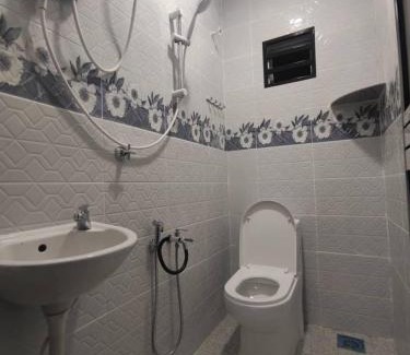 Perak Tengah District House | Homestay Gerbang Desa Seri Iskandar