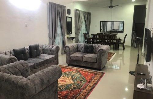 Kuala Terengganu House | Homestay Kuala Terengganu ByMus