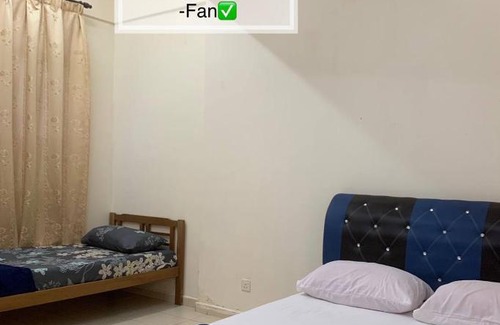 Ladang Sekolah Apartment | Homestay Kuala Terengganu near Batu Burok, Hospital HSNZ, KTCC Mall, Drawbridge D