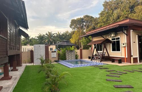 Kepala Batas House | Homestay Singgah Keluarga Warisan Abg Tam