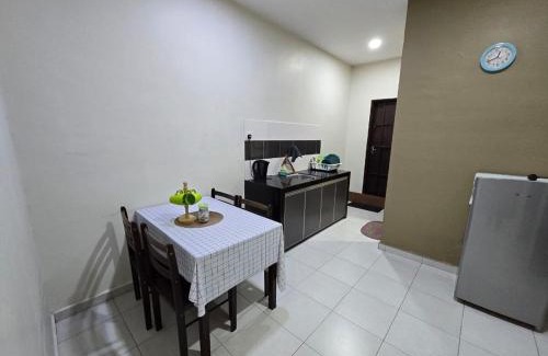 Central Seberang Perai Ski Chalet | Homestay Tok Ani by Ardzman Hospitality