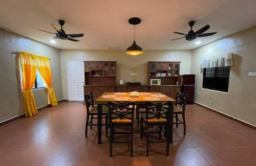 Bukit Hantu House | Homestay Villa Damai