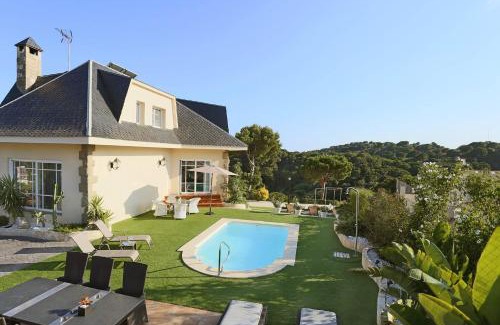 Calella House | Homestay Villa Estrella - Costa Brava