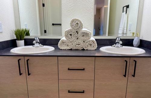 Sandpoint Apartment | Homestead Village - Two Bedroom Condo Top Floor