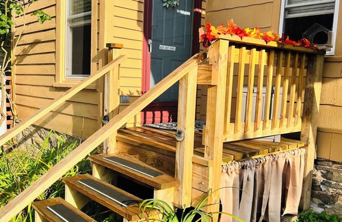 Stamford Apartment | Homesteading at the heart of this charming village