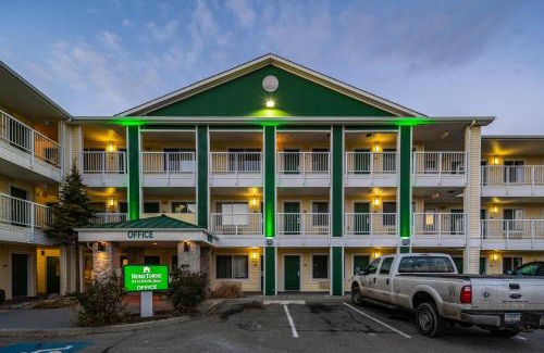 Spokane Valley Hotel | HomeTowne Studios by Red Roof Spokane - Valley