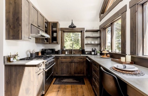 Tahoe City House | Homewood Hideaway | TRANQUIL | PRIVATE | LAKE RETREAT