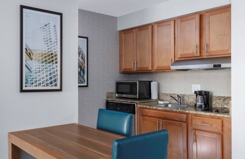 Richmond Heights Hotel | Homewood Suites by Hilton St Louis - Galleria