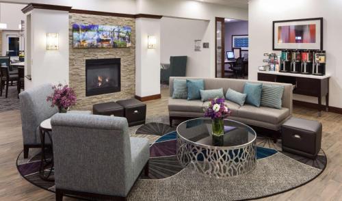 Agoura Hills Hotel | Homewood Suites by Hilton Agoura Hills