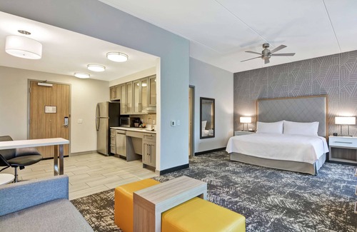 Lynchburg Hotel | Homewood Suites by Hilton Lynchburg