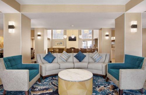 Waldron Hotel | Homewood Suites by Hilton Kansas City Airport