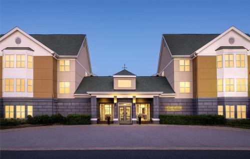 Ashburn Hotel | Homewood Suites by Hilton Dulles-North Loudoun