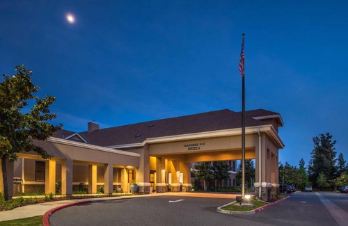 Raisin Hotel | Homewood Suites by Hilton Fresno