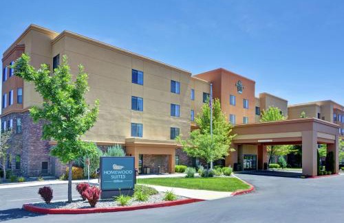 Reno/Tahoe Airport Hotel | Homewood Suites by Hilton Reno