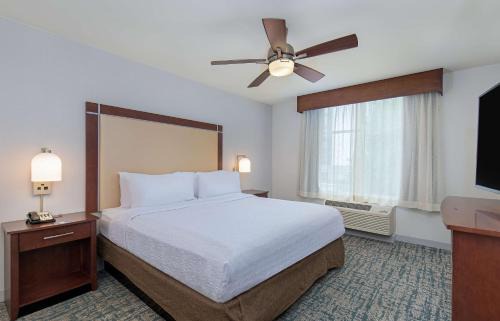 Sandy Springs Hotel | Homewood Suites by Hilton Atlanta Perimeter Center