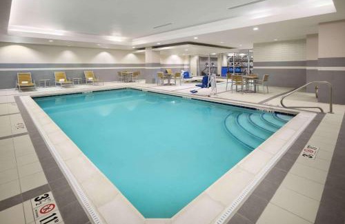 Downtown Denver Hotel | Homewood Suites- Denver Downtown Convention Center