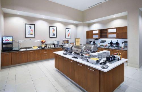 Downtown Denver Hotel | Homewood Suites- Denver Downtown Convention Center