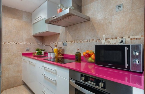 Alcanada Apartment | Homey "Casa Lyon" Very Close to the Sea, AC, WiFi