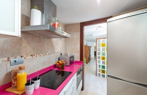 Alcanada Apartment | Homey "Casa Lyon" Very Close to the Sea, AC, WiFi