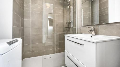Ambilly Apartment | Homey Garden - Parking Gratuit, Balcon, Proche Tram, Netflix