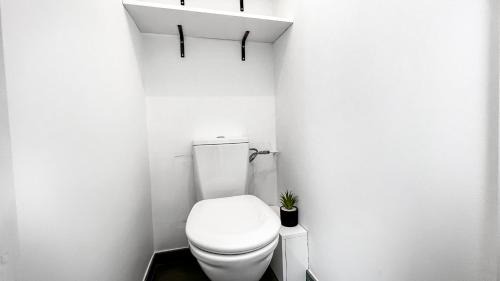 Ambilly Apartment | Homey Garden - Parking Gratuit, Balcon, Proche Tram, Netflix
