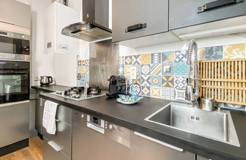 Annemasse Apartment | Homey Hanna - Near Tram/Downtown/Free Parking/Wifi