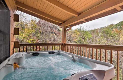 Sevierville House | Homey Sevierville Cabin with Deck Near Pigeon Forge!