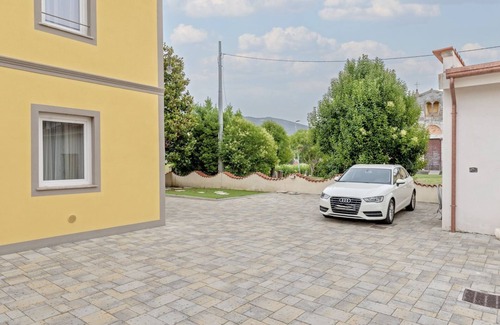 San Martino a Ulmiano Apartment | Homiday - Oriana House - Apt Rhinoceros