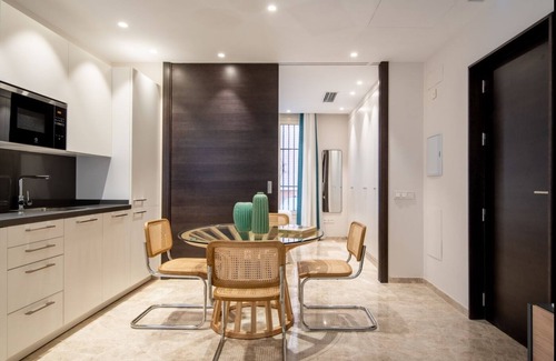Encarnacion-Regina Apartment | Hommyhome Vera Cruz 002
