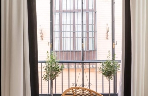 Encarnacion-Regina Apartment | Hommyhome Vera Cruz 101
