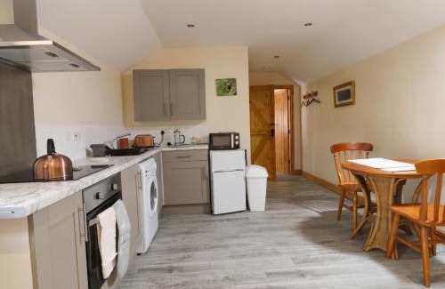 Winestead House | Honeybee Cottage