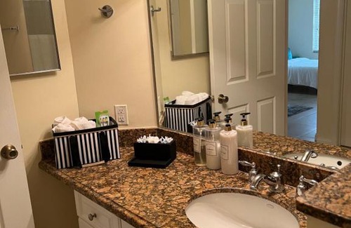 Boynton Beach Apartment | Honeycomb Hideout