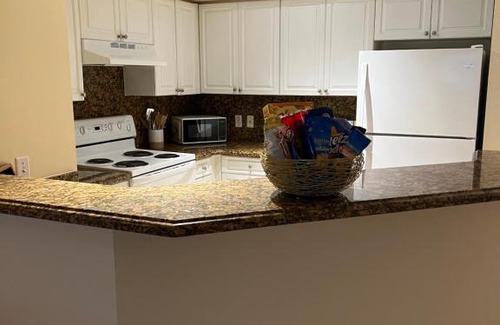 Boynton Beach Apartment | Honeycomb Hideout