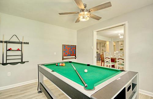 Red Hill House | HoneyHomes Hackler Golf Course Home with Amenities