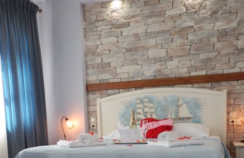 Zagora-Mouresi Apartment | HoneyMoon Suites Flamingo with Panoramic Sea View