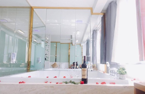 Korean Industrial Zone Hotel | Hong Bao Thach Hotel