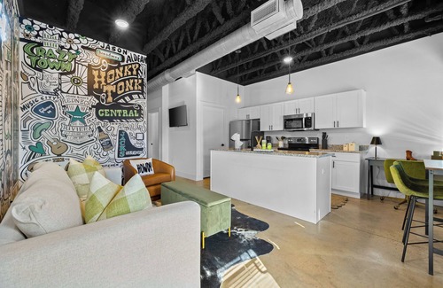 Nashville Condo | Honky Tonk Hideaway, Nashville Condo